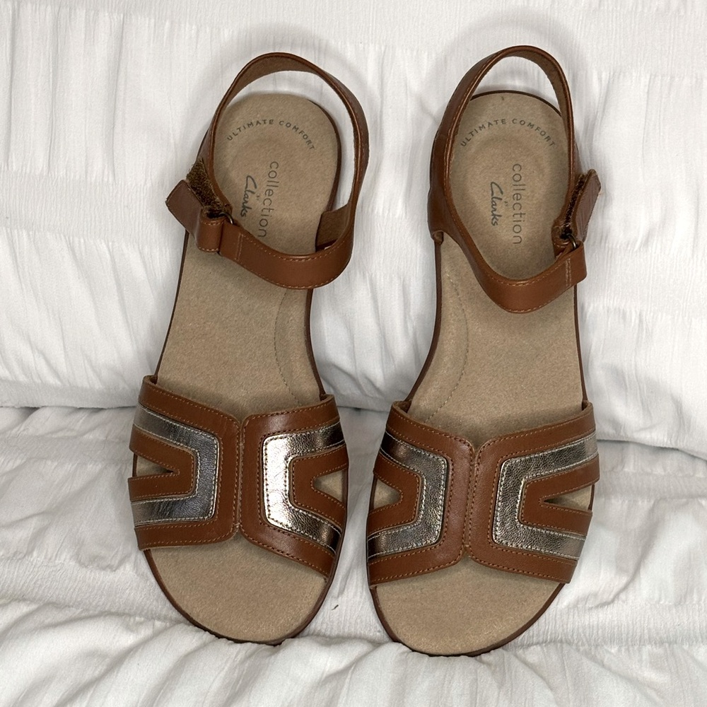 Women's Clarks Ada Mist Tan Metallic Combi Leather Sandal -size 6.5 - Picture 6 of 11